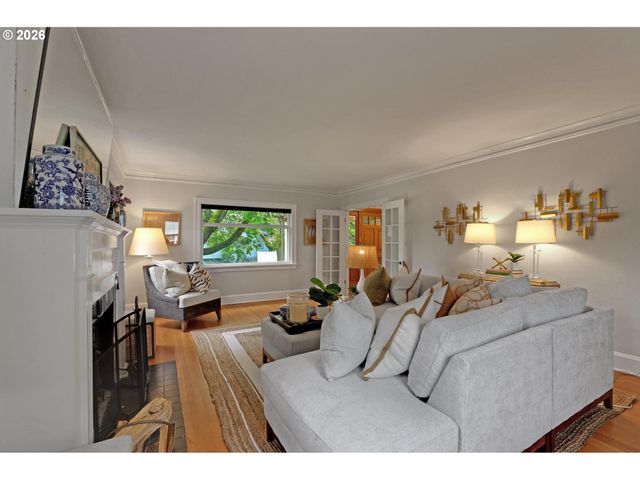 3829 Ne 28TH Ave, Portland, OR 97212