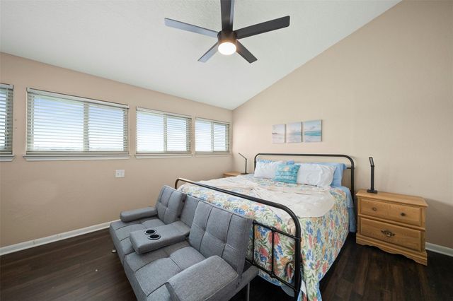 7041 Kingston Cove Lane 254, Willis, TX 77318