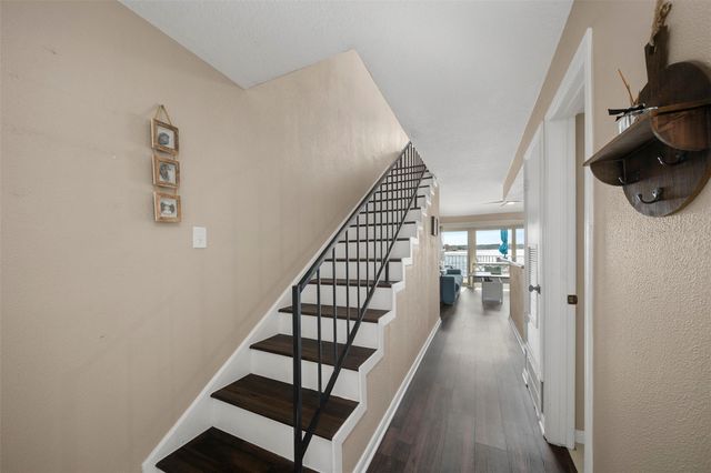 7041 Kingston Cove Lane 254, Willis, TX 77318
