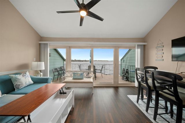 7041 Kingston Cove Lane 254, Willis, TX 77318