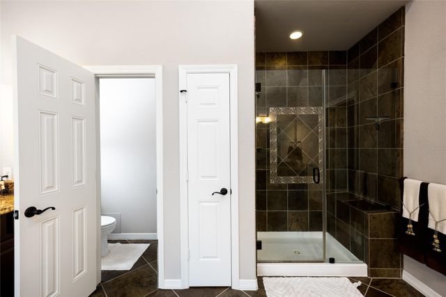 5513 Livorno Way, Houston, TX 77021