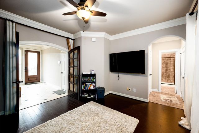 5513 Livorno Way, Houston, TX 77021