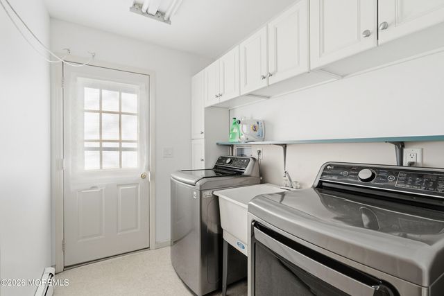 812 Mistletoe Avenue, Point Pleasant, NJ 08742