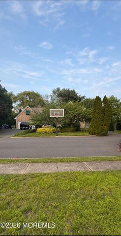812 Mistletoe Avenue, Point Pleasant, NJ 08742