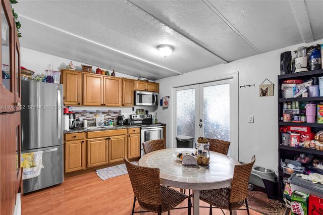 21771 NW 6th St, Pembroke Pines, FL 33029