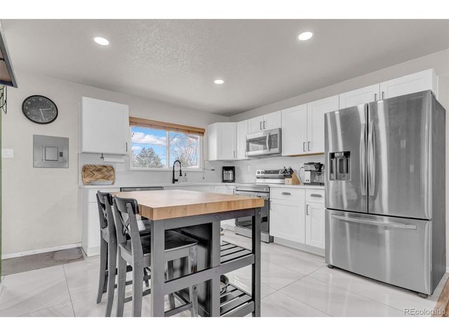 4324 Hoyt St, Wheat Ridge, CO 80033