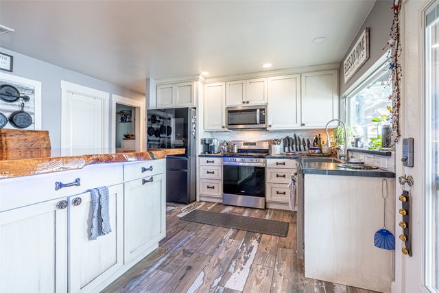 1721 Anaconda Trail, Granbury, TX 76048