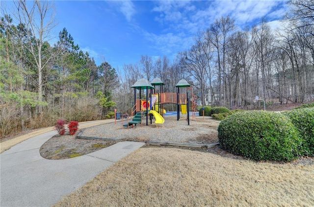 350 Gaines Oak Way, Suwanee, GA 30024