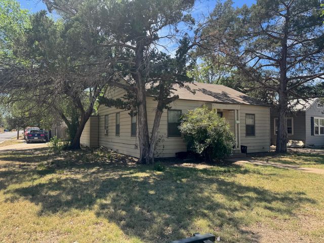 2201 25th Street, Lubbock, TX 79411