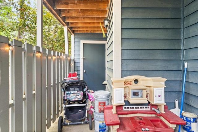 1359 N Crossing Drive NE, Atlanta, GA 30329