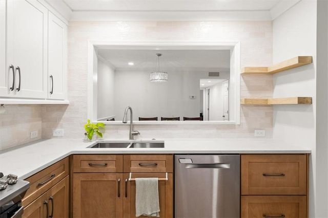 1359 N Crossing Drive NE, Atlanta, GA 30329