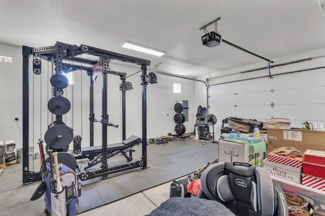 324 2nd Street NE, Rio Rancho, NM 87124