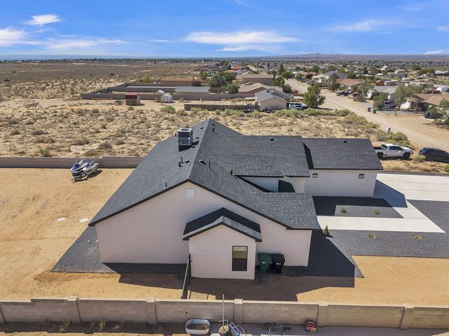 324 2nd Street NE, Rio Rancho, NM 87124