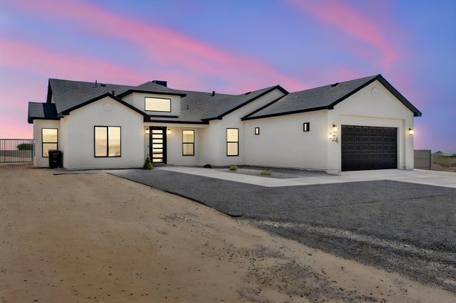 324 2nd Street NE, Rio Rancho, NM 87124