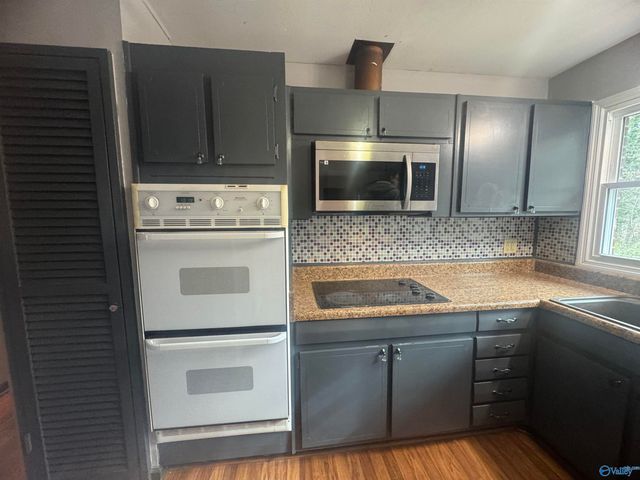 9527 Hemlock Drive, Huntsville, AL 35803