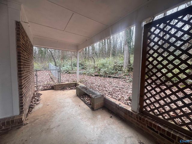 9527 Hemlock Drive, Huntsville, AL 35803