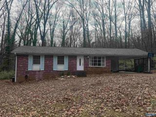 9527 Hemlock Drive, Huntsville, AL 35803