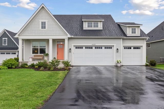 4023 Arbor Drive, Woodbury, MN 55129