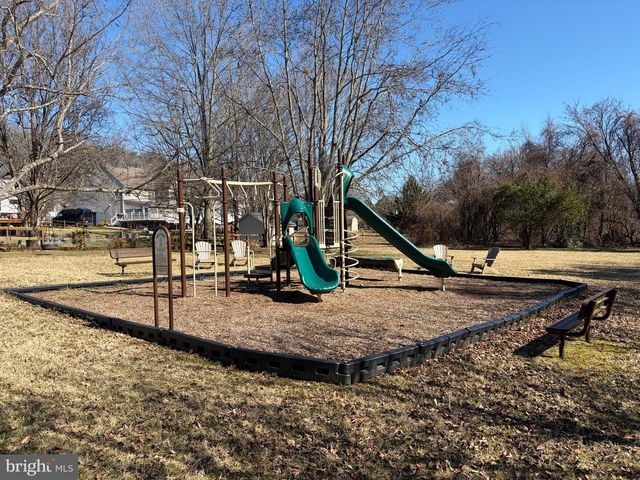 3227 HOMEWOOD RD, Davidsonville, MD 21035