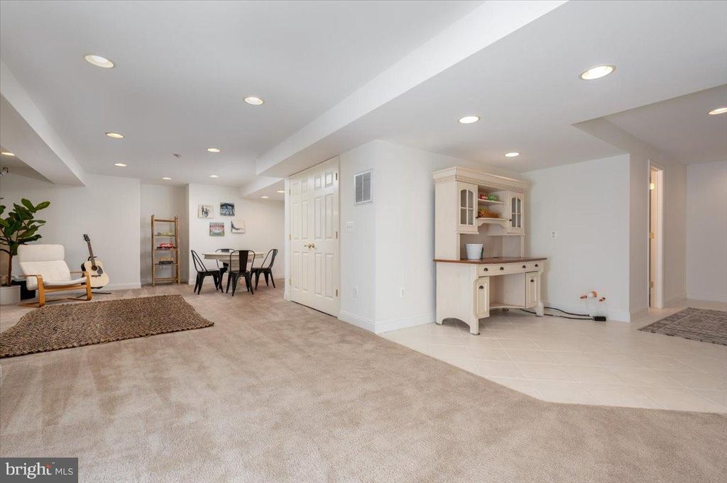 Image 24 of property listing at 3227 HOMEWOOD RD, Davidsonville, MD 21035