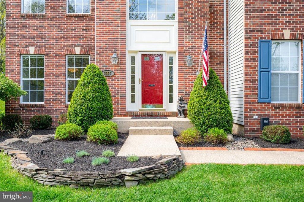 Image 4 of property listing at 3227 HOMEWOOD RD, Davidsonville, MD 21035