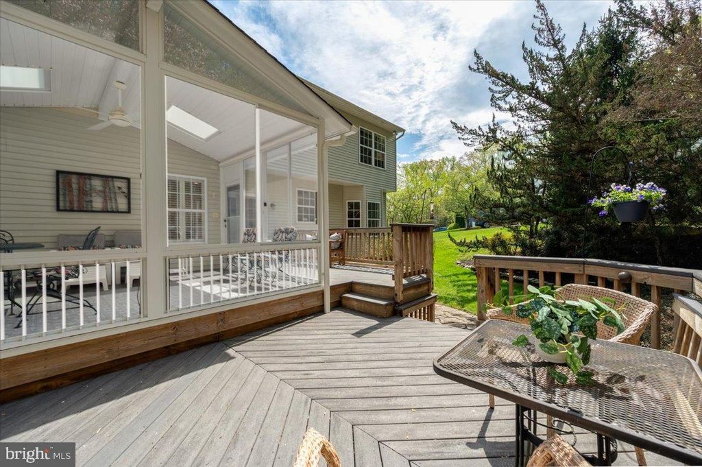 Image 41 of property listing at 3227 HOMEWOOD RD, Davidsonville, MD 21035