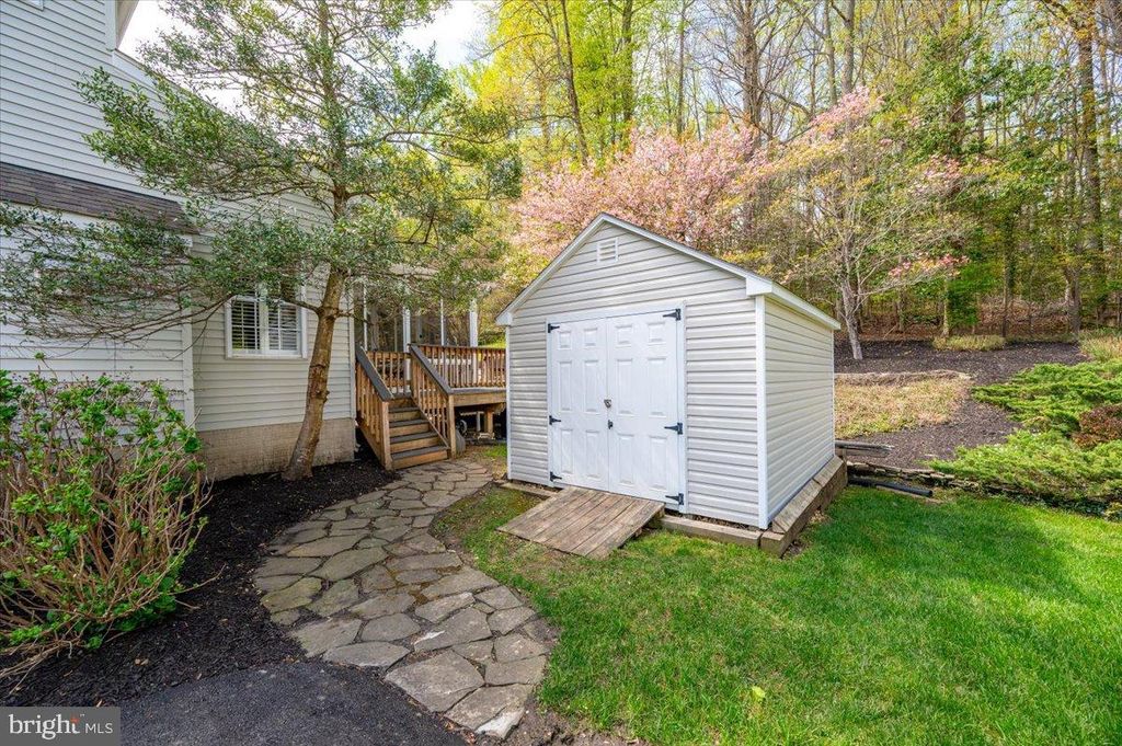 Image 47 of property listing at 3227 HOMEWOOD RD, Davidsonville, MD 21035