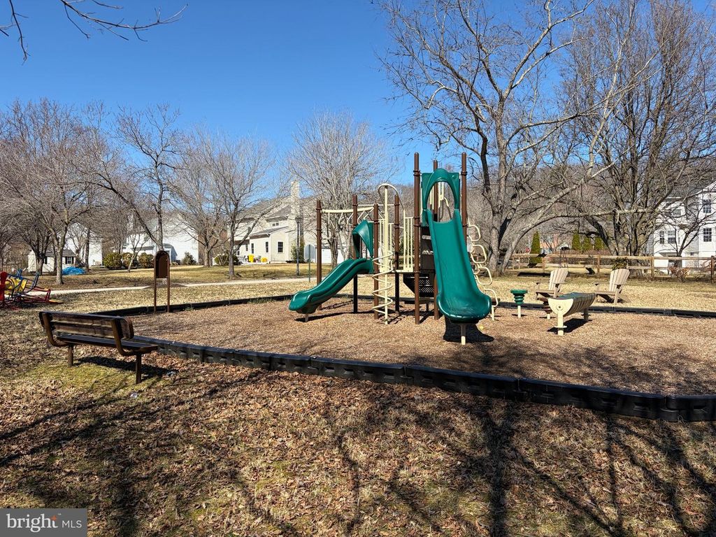 Image 55 of property listing at 3227 HOMEWOOD RD, Davidsonville, MD 21035