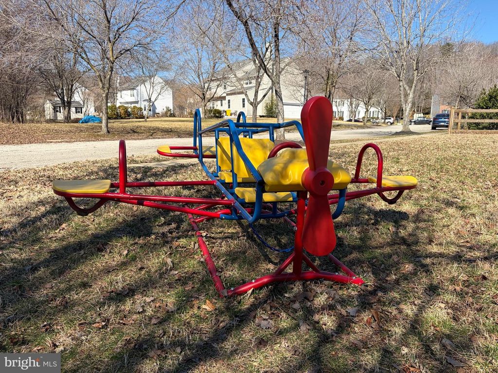 Image 57 of property listing at 3227 HOMEWOOD RD, Davidsonville, MD 21035