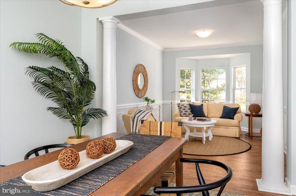 Image 9 of property listing at 3227 HOMEWOOD RD, Davidsonville, MD 21035