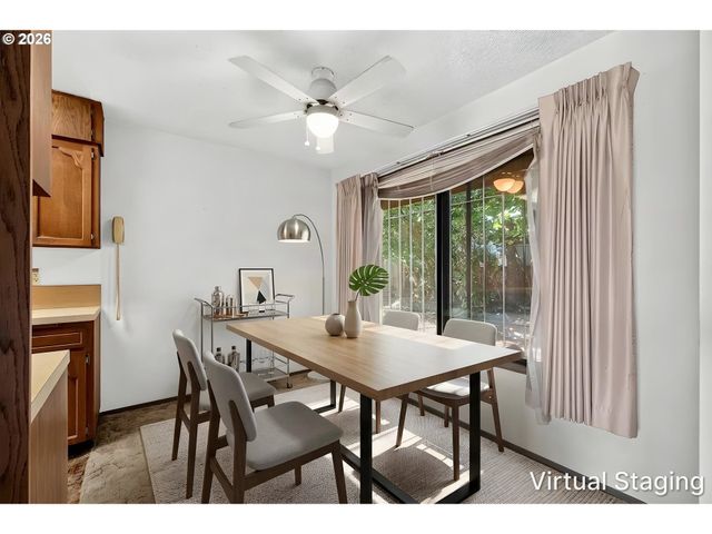 16735 Ne GLISAN St, Portland, OR 97230