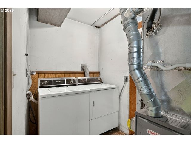 16735 Ne GLISAN St, Portland, OR 97230