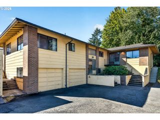 16735 Ne GLISAN St, Portland, OR 97230