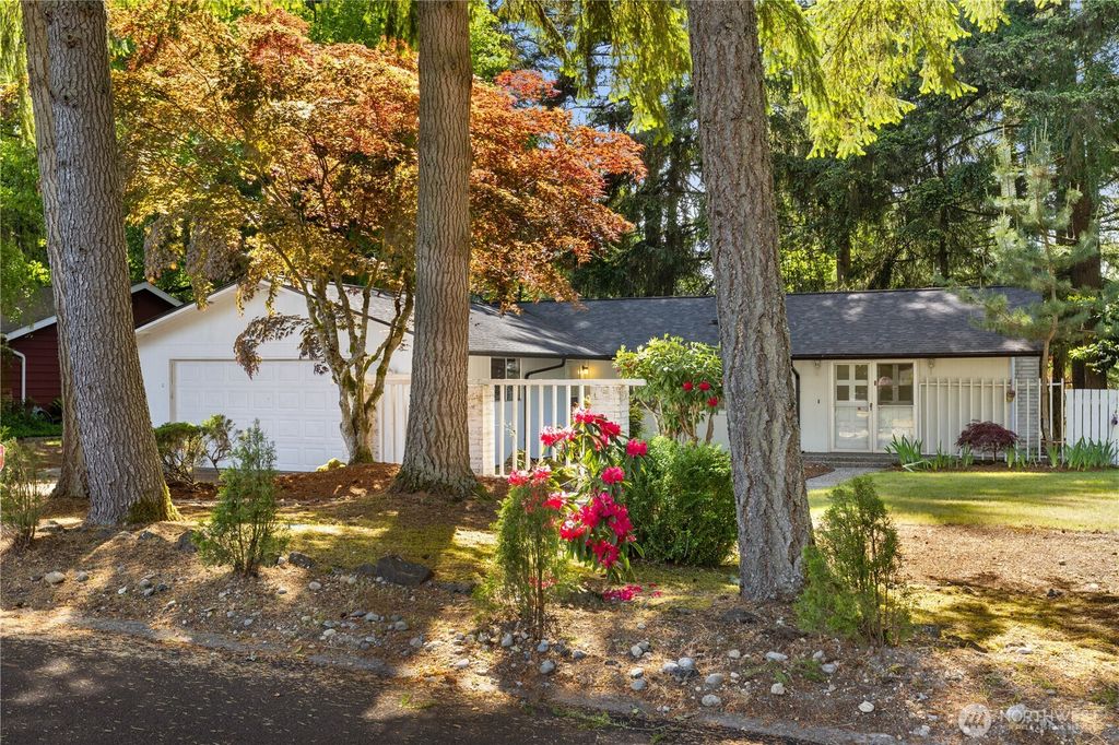 4806 86th Avenue Ct W, University Place, WA 98467