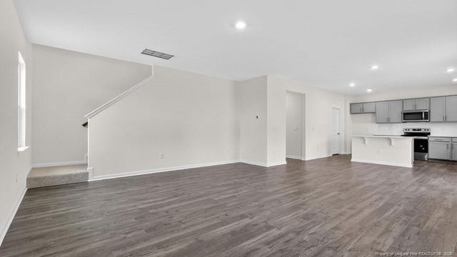 293 Maddox Drive, Aberdeen, NC 28315