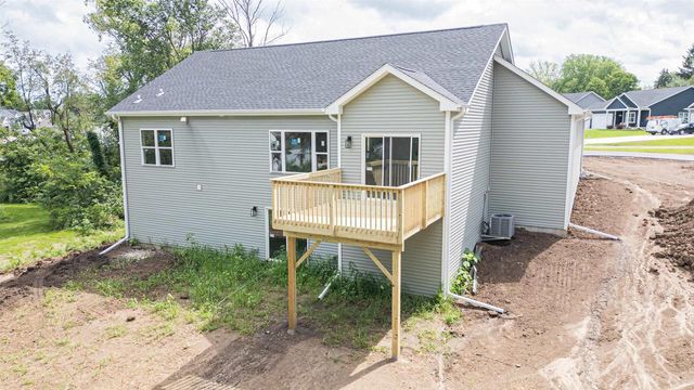 299 Teri Lee Lane, Orfordville, WI 53576