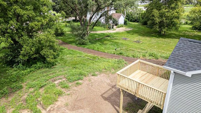 299 Teri Lee Lane, Orfordville, WI 53576