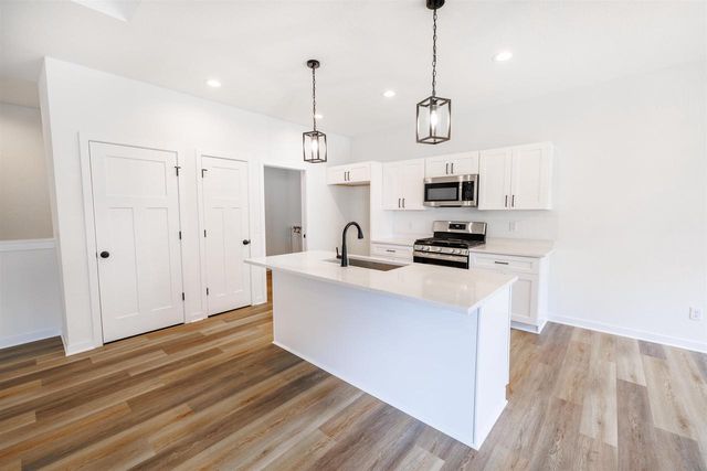 299 Teri Lee Lane, Orfordville, WI 53576