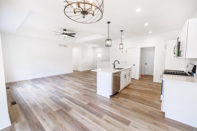 299 Teri Lee Lane, Orfordville, WI 53576