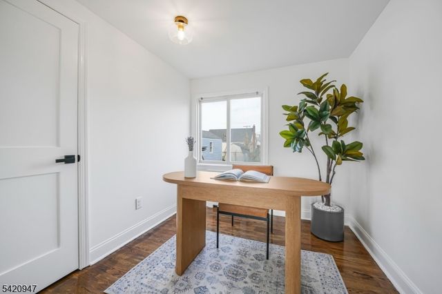 17 High Park Pl, Clifton City, NJ 07011