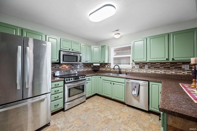 9924 W State Road 26, Rossville, IN 46065