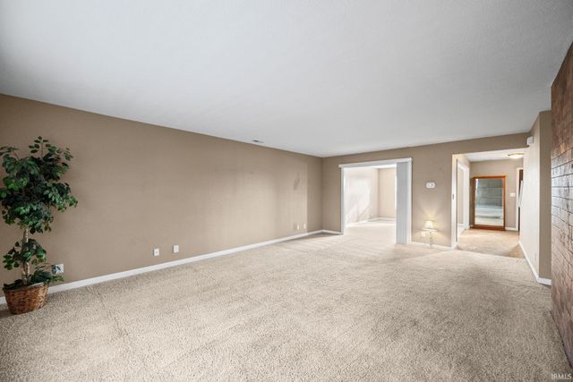 9924 W State Road 26, Rossville, IN 46065