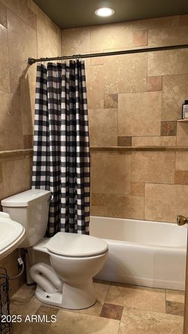 939 W MERCER Lane, Phoenix, AZ 85029