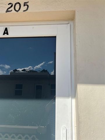 1315 N Ocean Drive 205, Hollywood, FL 33019