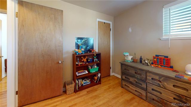 2512 S Stuart Street, Denver, CO 80219