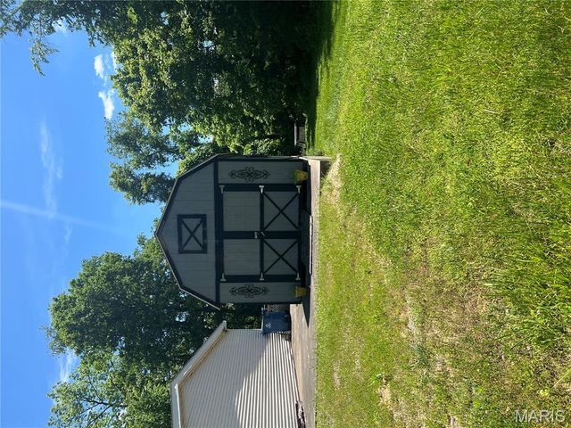 9870 Three Oaks Lane, Bloomsdale, MO 63627