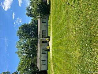 9870 Three Oaks Lane, Bloomsdale, MO 63627