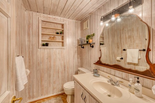 145 River Bend Lane, Blue Ridge, GA 30513