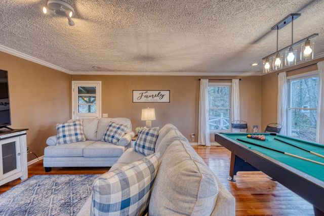 145 River Bend Lane, Blue Ridge, GA 30513