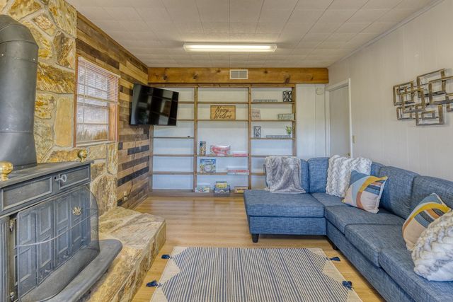 145 River Bend Lane, Blue Ridge, GA 30513